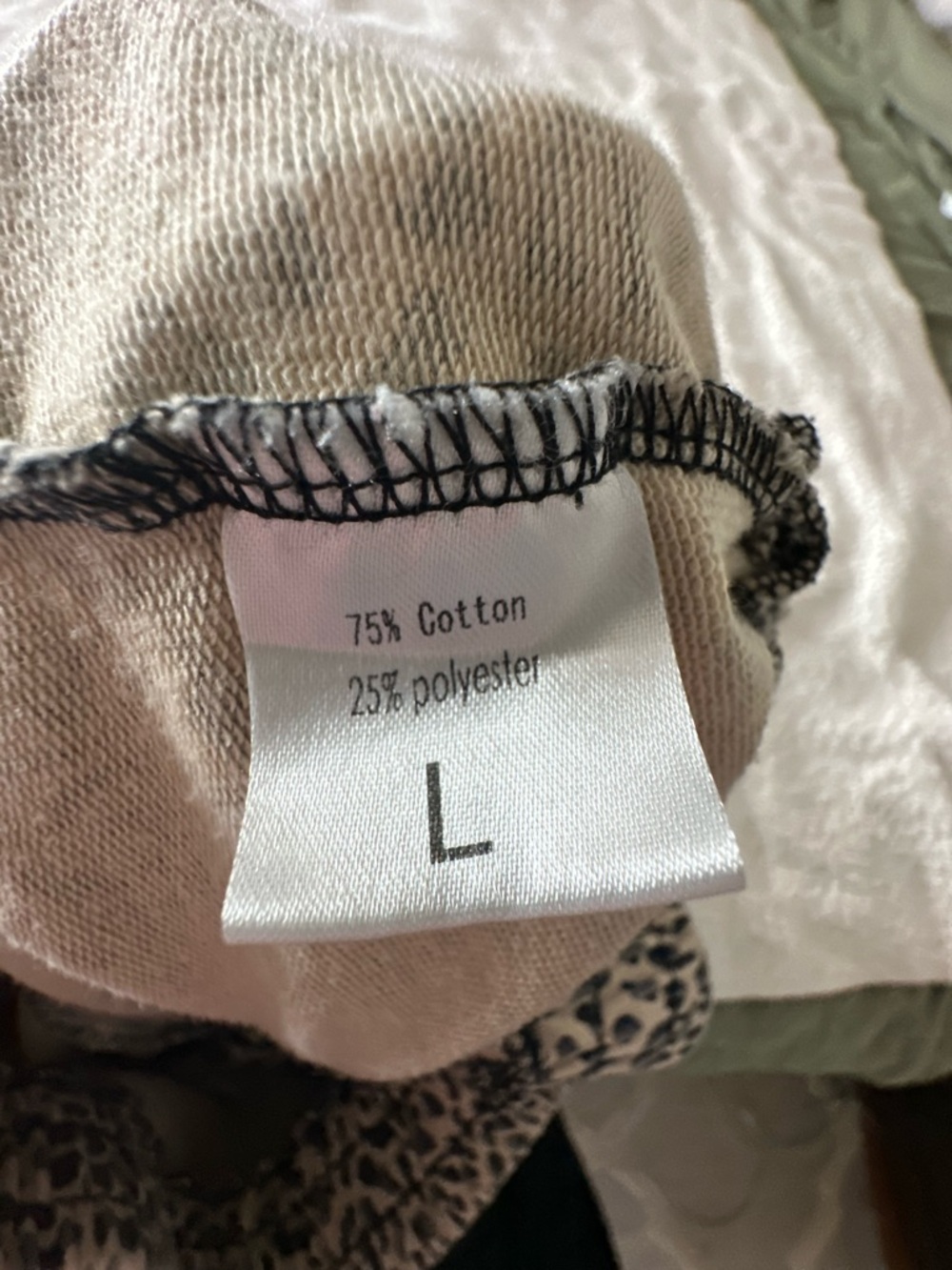 Leopard Joggers - Picture 6 of 8